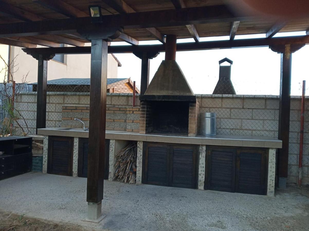 Vivienda Turistica Los Olivos フォンテリャス エクステリア 写真